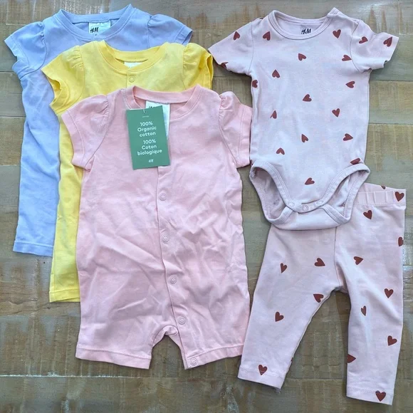 H&m onesie girl cheap